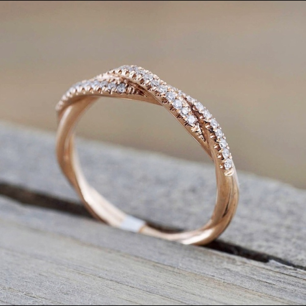 14k solid gold twisted ring size 6